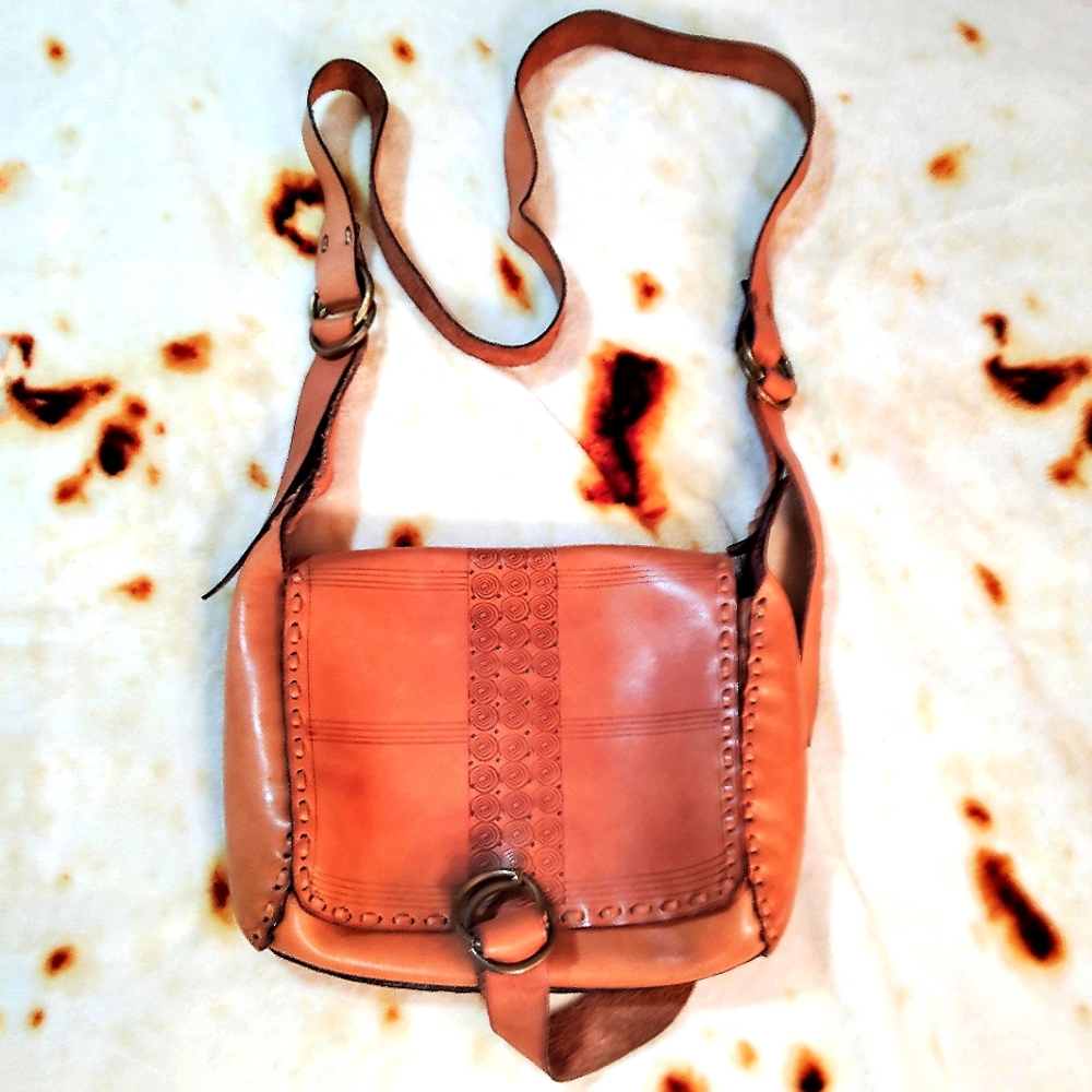 Vtg 80s/90s Boho Whimsygoth Genuine Egyptian Leather Crossbody Messenger Bag